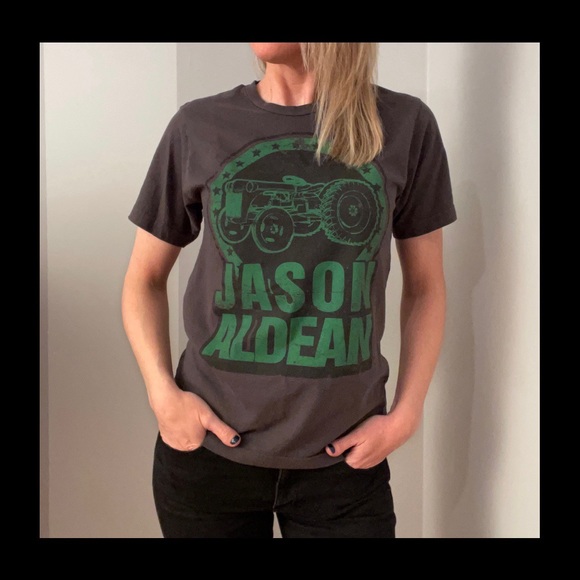 Tops - JASON ALDEAN Big Green Tractor Country Concert T-Shirt